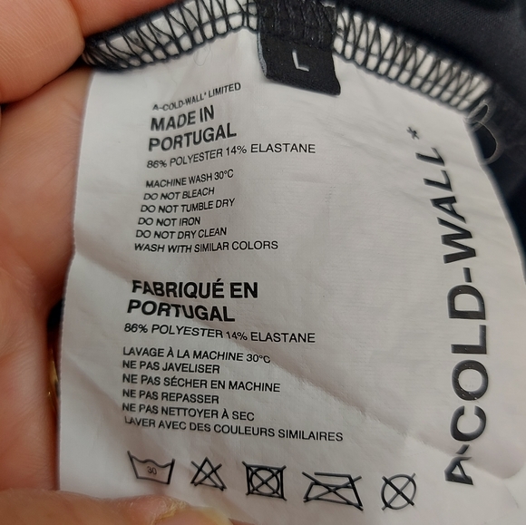 A Cold Wall by Samuel Ross Black Essential Sweatshirt with front pocket - Picture 9 of 11